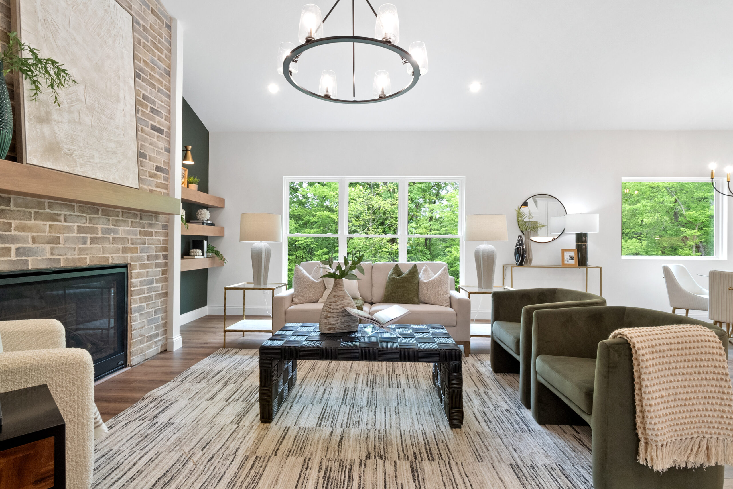 Great Rooms & Family Rooms